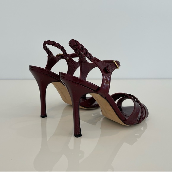 MANOLO BLAHNIK BURGUNDY PATENT LEATHER SANDALS 7.5 - Picture 4 of 15